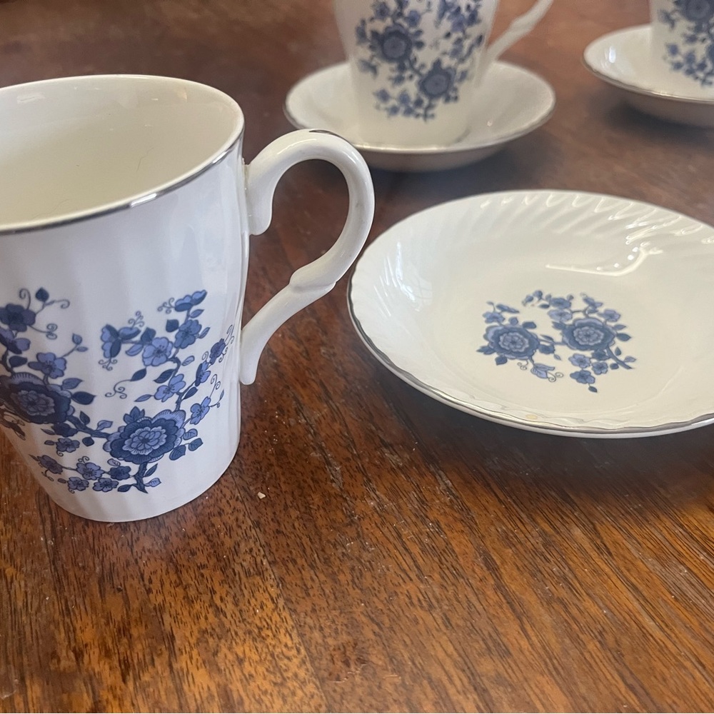 Set of 4 breakfast mugs, plates and bowls from Wedgwood ironstone